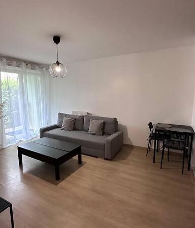 Appartement A Fleury-Merogis Proche De Paris Luaran gambar