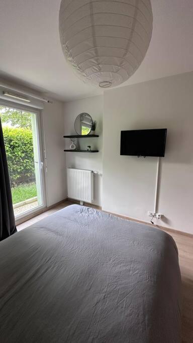 Appartement A Fleury-Merogis Proche De Paris Luaran gambar